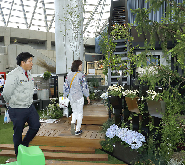 モノクロームガーデン