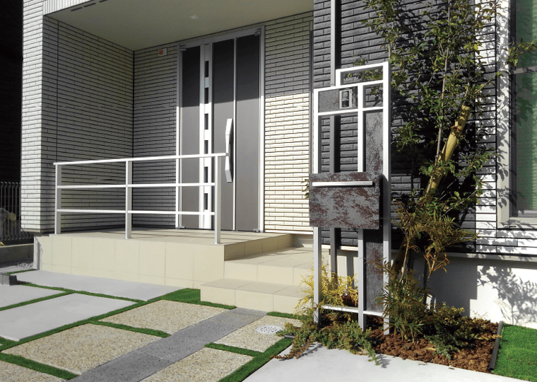 省スペースでもスッキリ魅せるエクステリア。