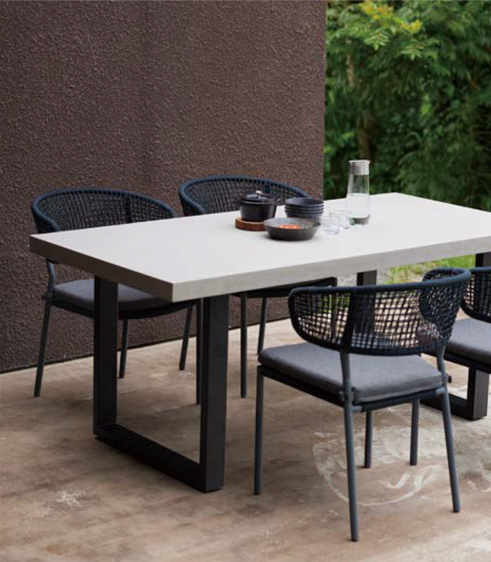 暮らしを外へ。デザインとくつろぎのガーデンファニチャー