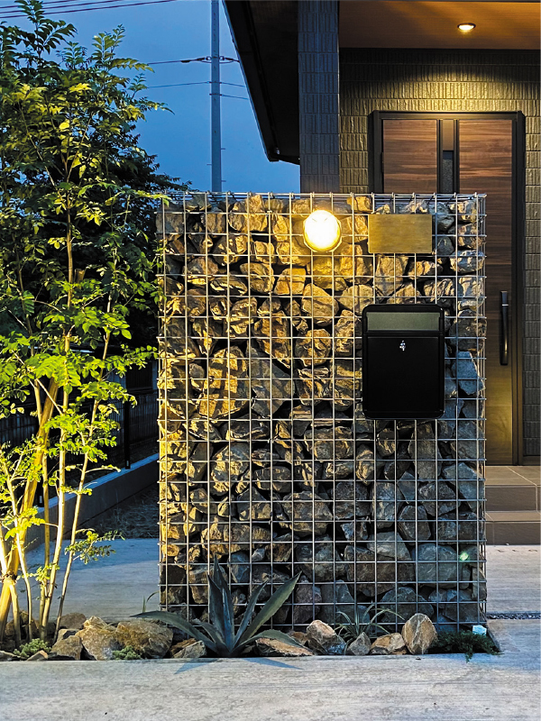 新感覚！ガビオンでつくる「ラフ ✕ モダン」な庭スタイル