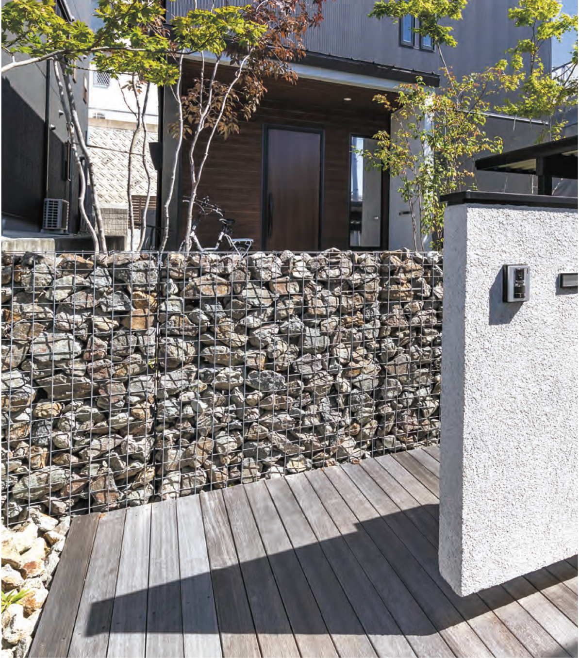 新感覚！ガビオンでつくる「ラフ ✕ モダン」な庭スタイル