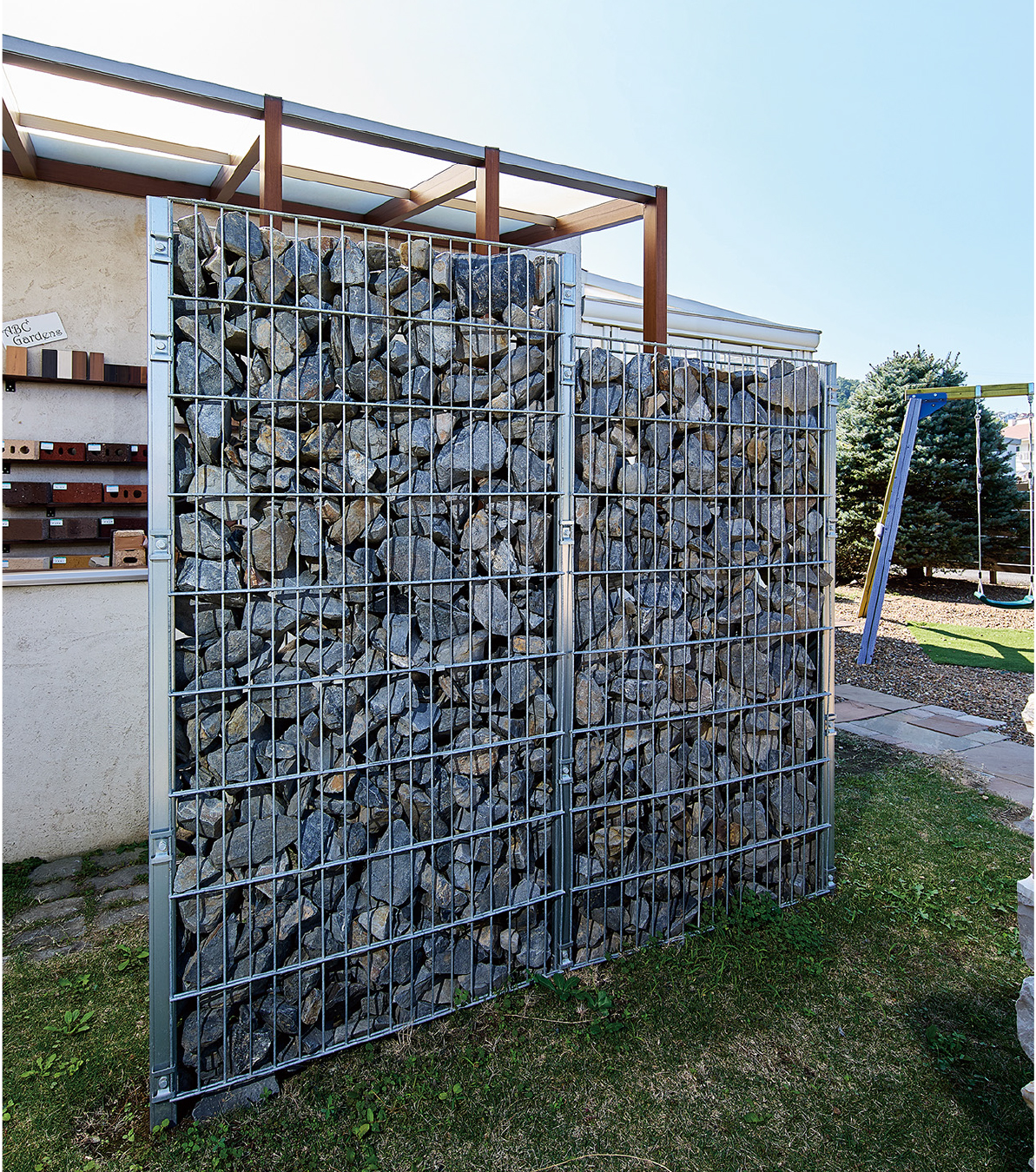 新感覚！ガビオンでつくる「ラフ ✕ モダン」な庭スタイル