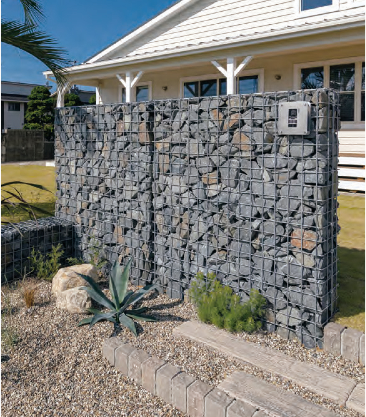 新感覚！ガビオンでつくる「ラフ ✕ モダン」な庭スタイル